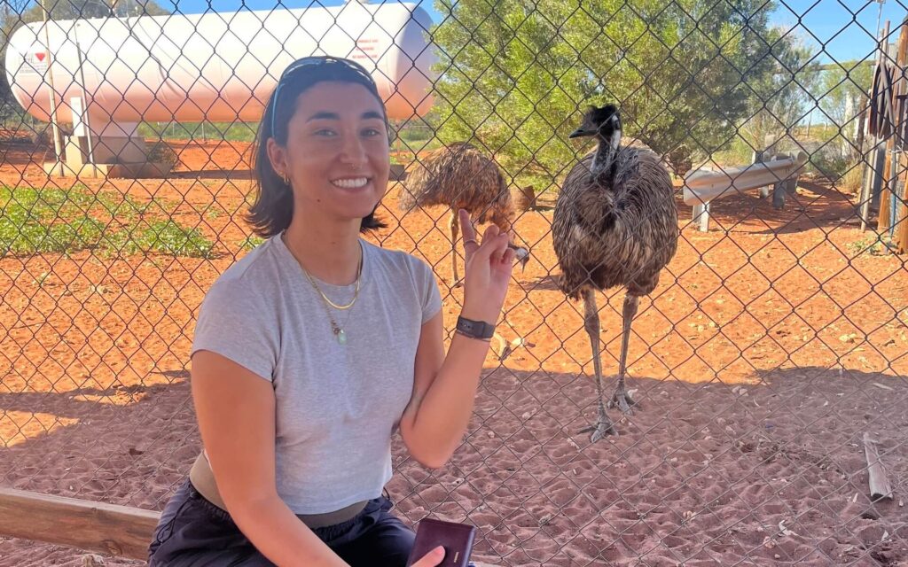 chloe and jade in alice springs 2